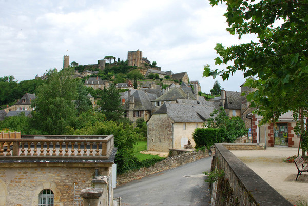 Beau village de Turenne