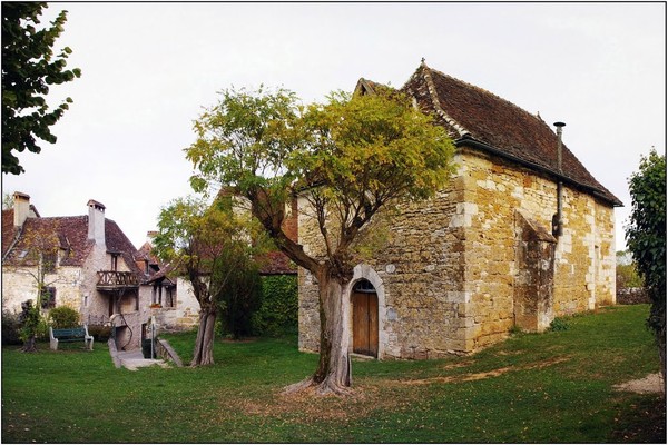 Beau  village de Carennac