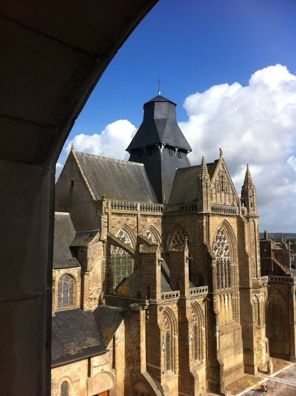 Abbaye Notre-Dame d'Évron