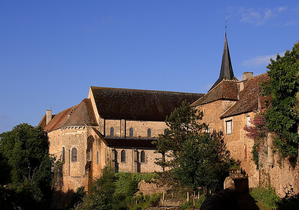 Beau village de Saint-Benoît-du-Sault