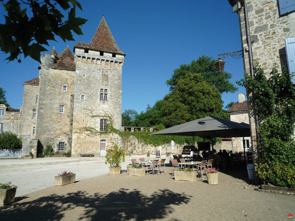 Beau village de Saint-Jean-de-Côle