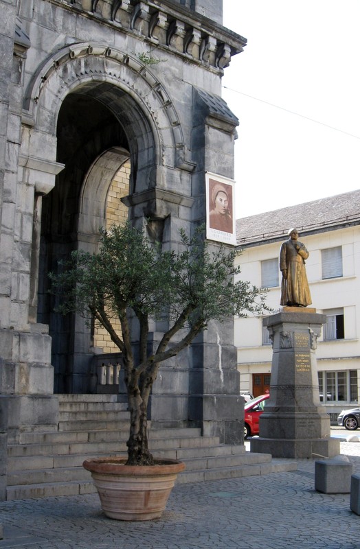 Lourdes- La ville