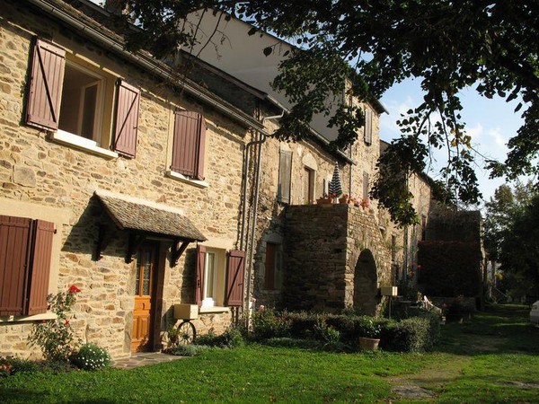 Beau village de  Sauveterre-de-Rouergue