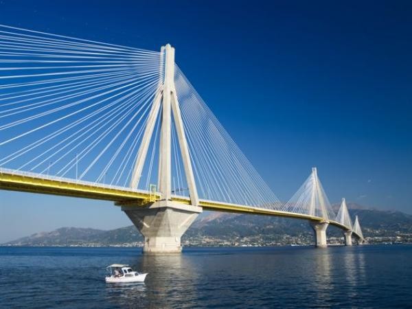 Le pont Rion-Antirion- Gréce