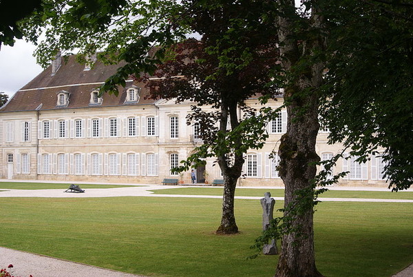  L'abbaye d'Auberive - France
