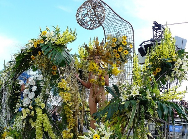 Carnaval de Nice - La bataille de fleurs