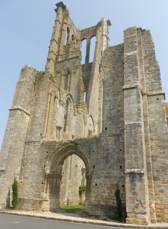 Basilique Saint-Mathurin de Larchant