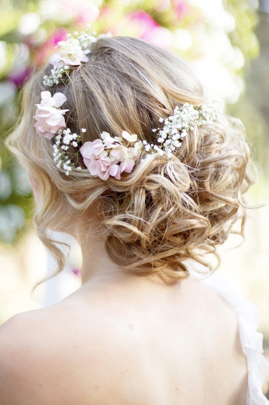 Coiffe et coiffure de mariée