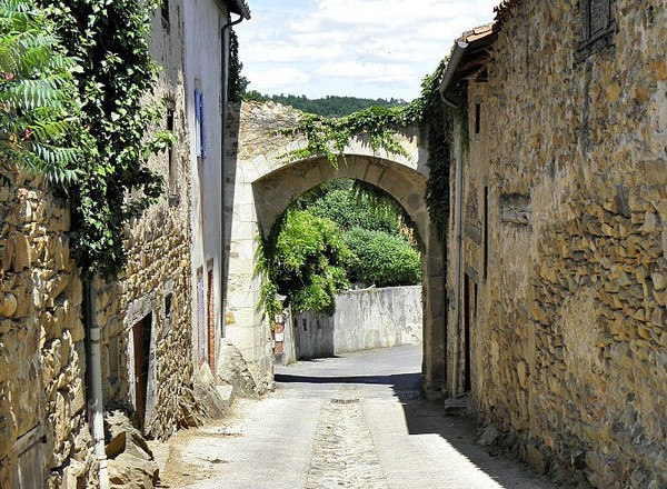Beau village de  Lavaudieu