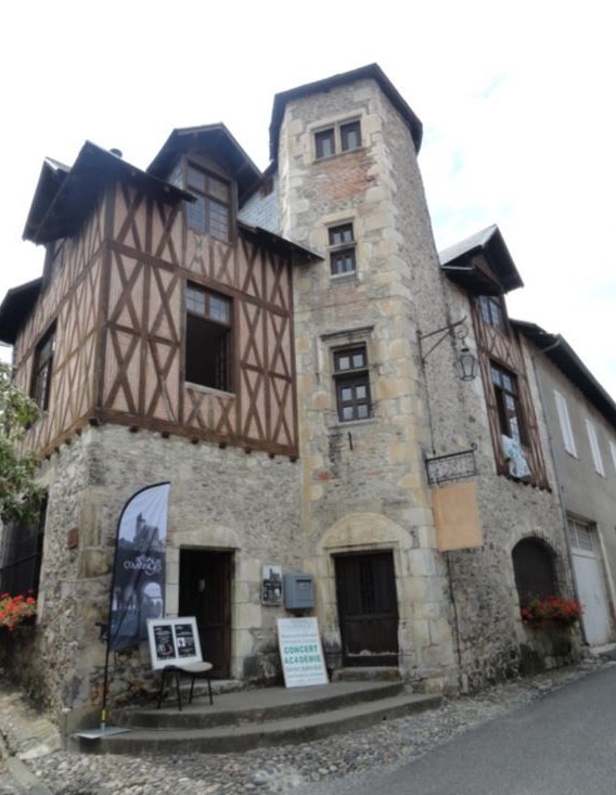 Beau village de Saint-Bertrand-de-Comminges