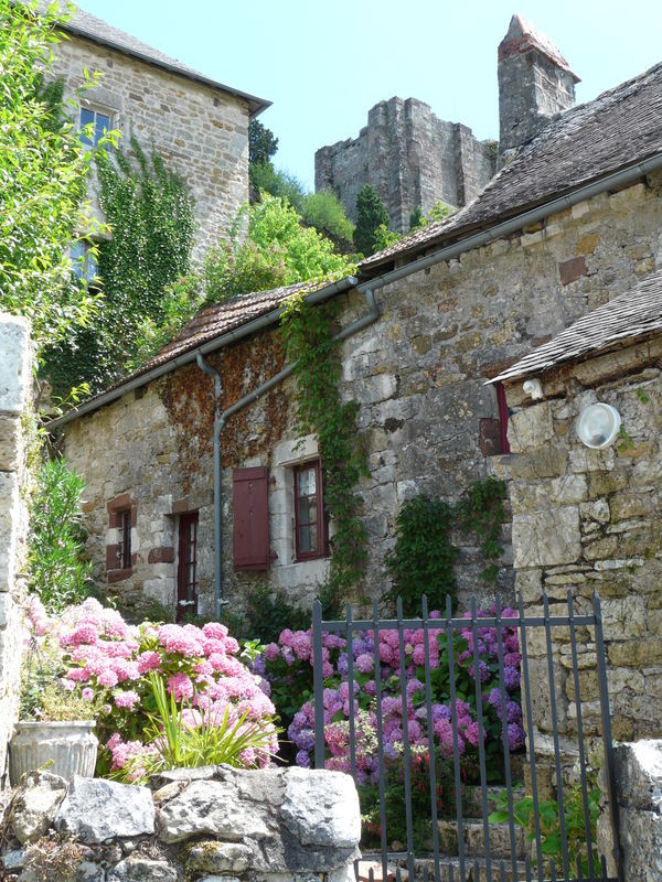 Beau village de Turenne