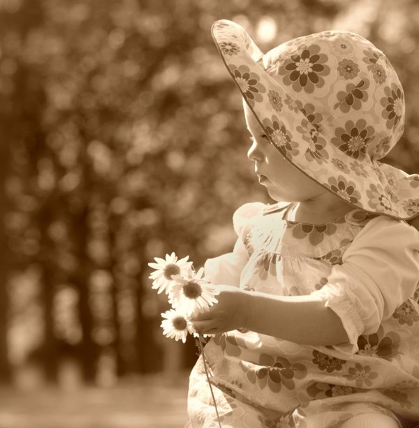 Enfants en noir et blanc